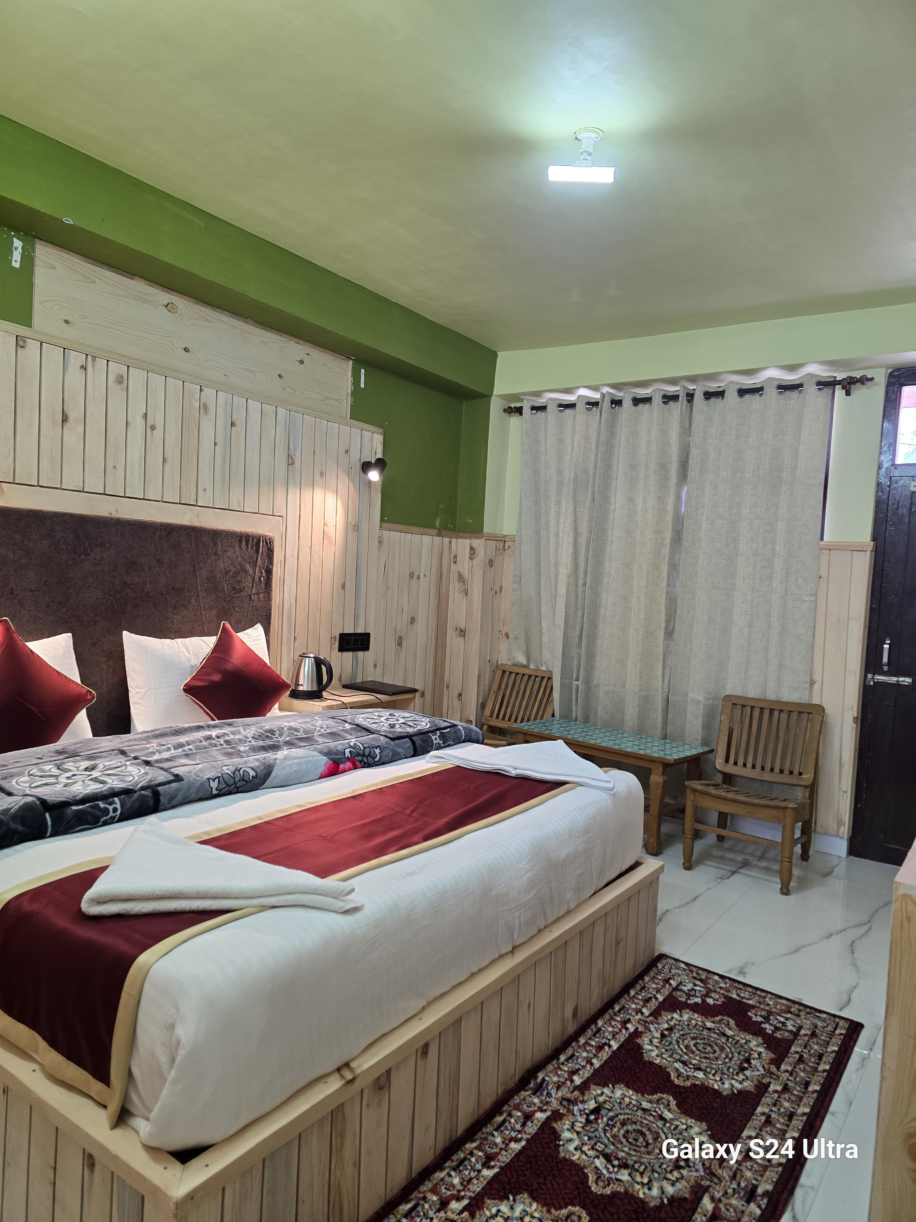 Hotel Him Paradise Kalpa — gallery image 8